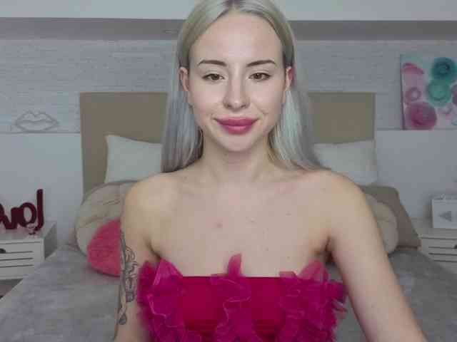 Bella-crazyy webcam