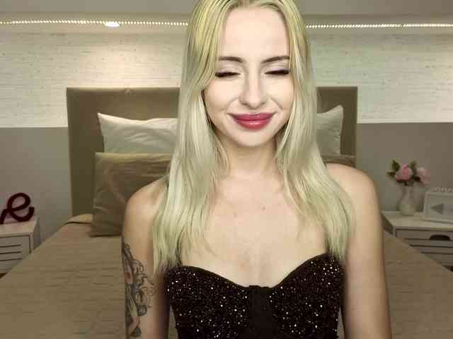 Bella-crazyy webcam