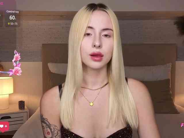 Bella-crazyy webcam