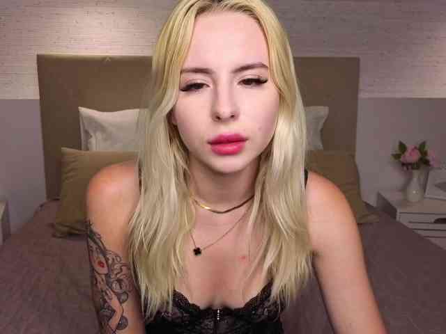 Bella-crazyy Sex Cam Show