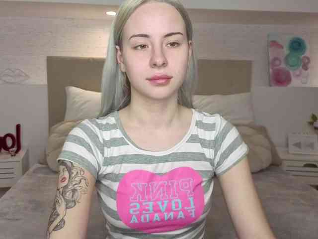 Bella-crazyy webcam