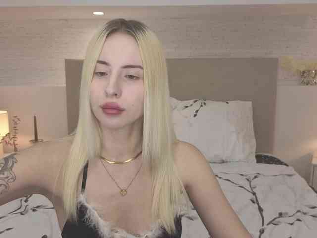 Bella-crazyy