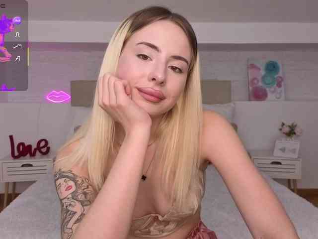 Bella-crazyy webcam