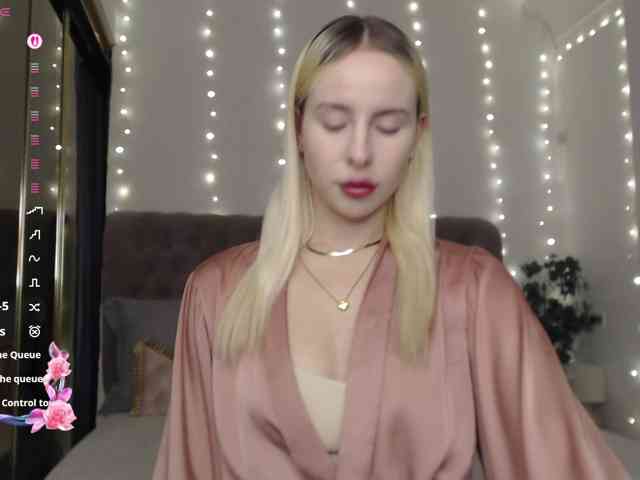 Bella-crazyy webcam