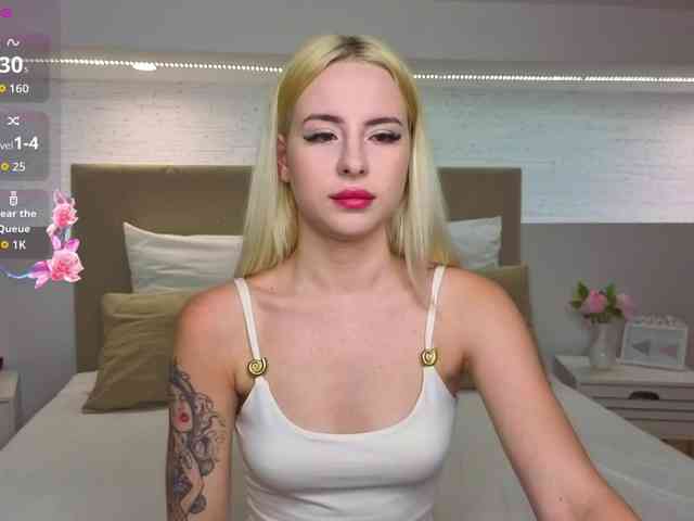 Bella-crazyy webcam