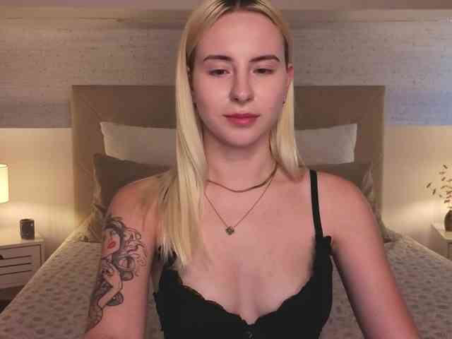 bella-crazyy's live room