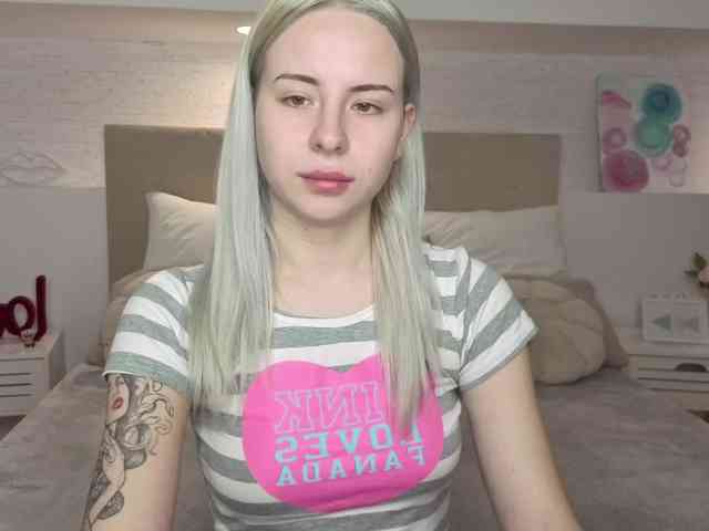 Bella-crazyy webcam