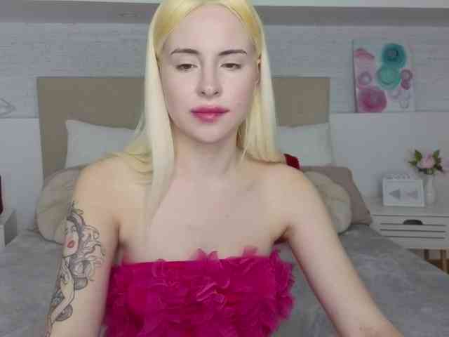 Bella-crazyy webcam