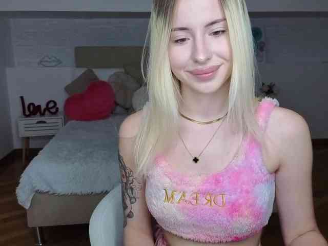 Bella-crazyy