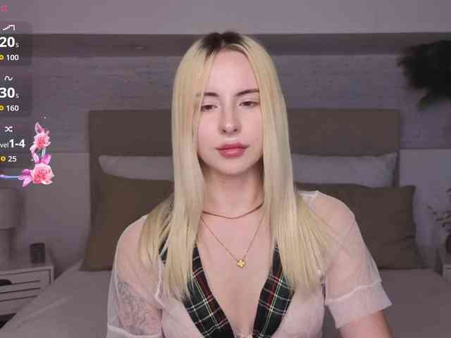 Bella-crazyy webcam