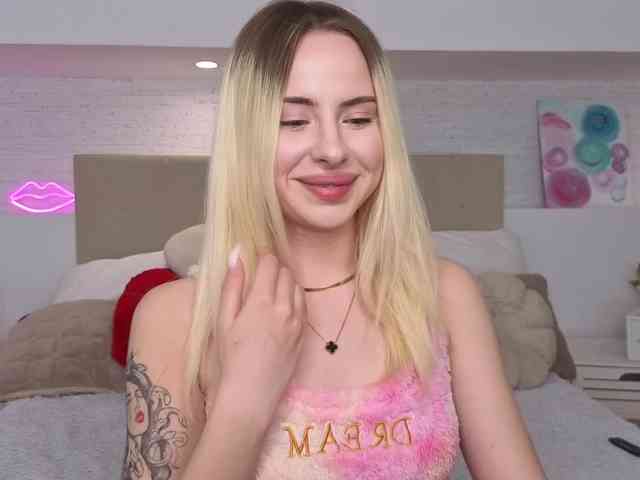 Bella-crazyy webcam