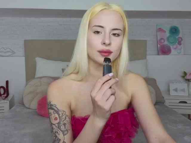 Bella-crazyy