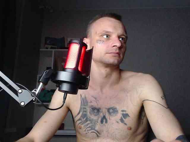 andrewcoca Live Webcam on BongaCams