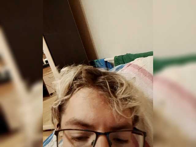 MaksLaik live webcam show