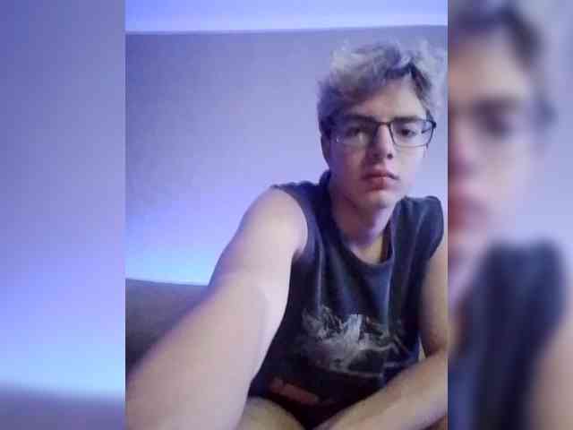MaksLaik Sex Cam Show
