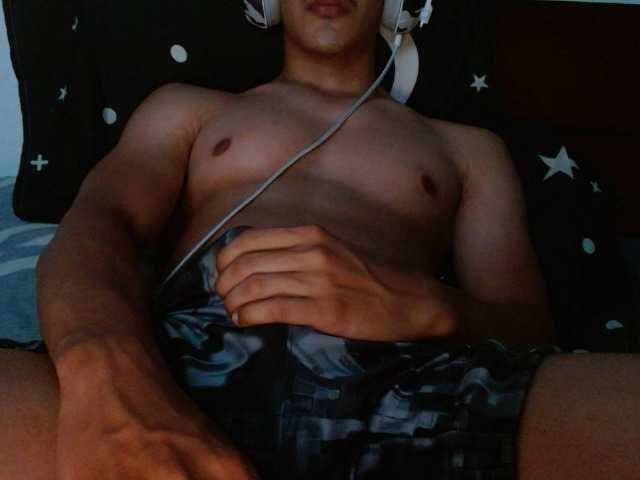 Alejo888 live webcam show