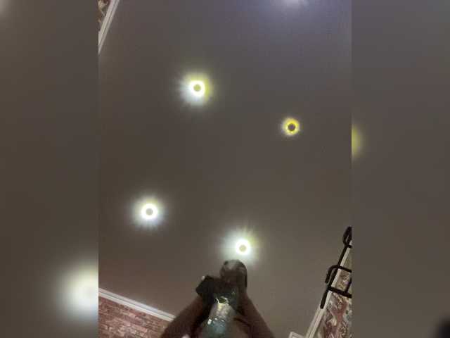 Sara102 live cam on BongaCams