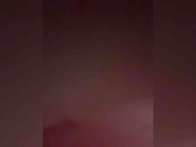 Sara102 webcam