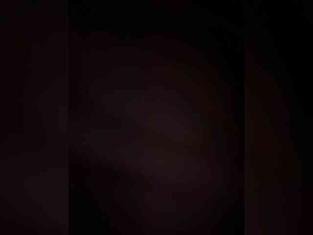 Sara102 webcam