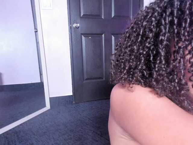 Sisilv live cam on BongaCams