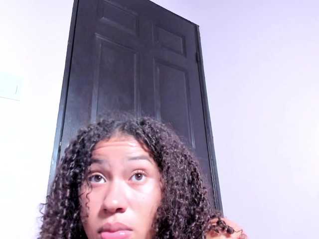 Sisilv live cam on BongaCams