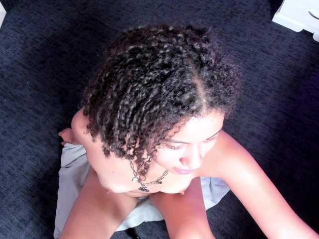 Sisilv live cam on BongaCams