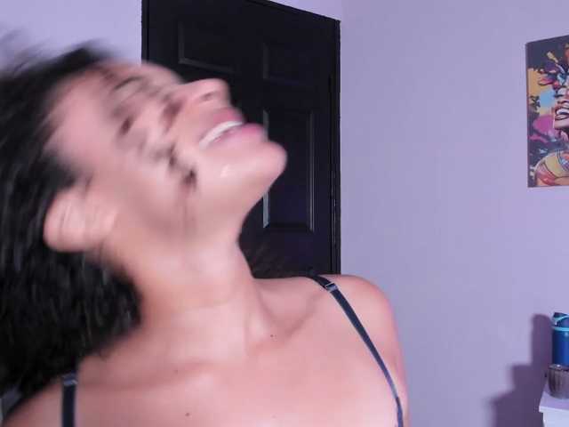 Sisilv live cam on BongaCams