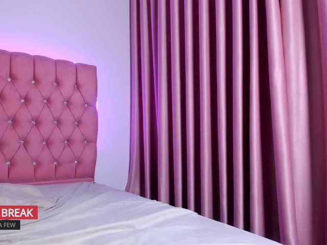 Sisilv live cam on BongaCams