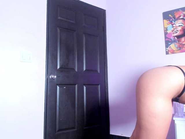 Sisilv live cam on BongaCams