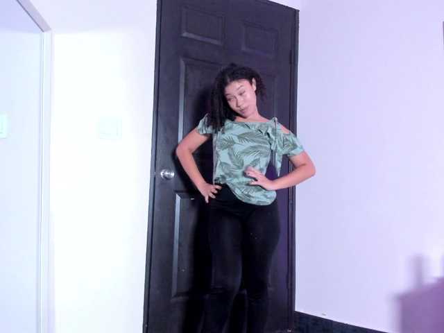Sisilv live cam on BongaCams