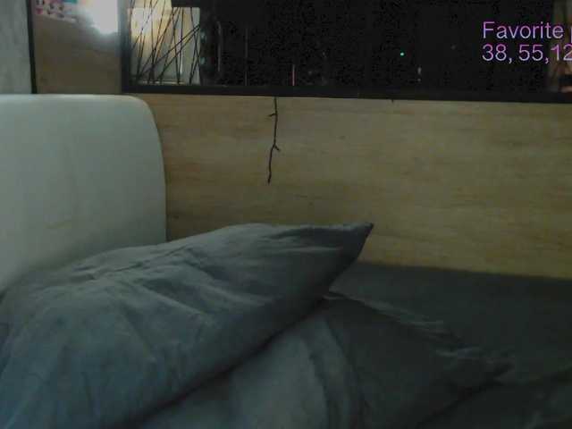 Aliceberry live cam on BongaCams