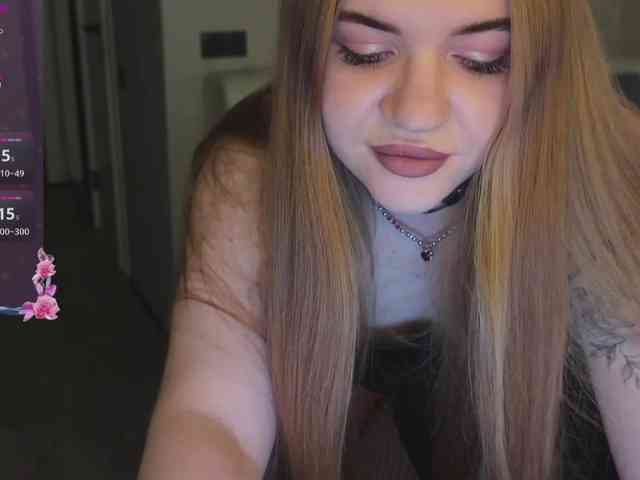 Aliceberry Live Webcam on BongaCams