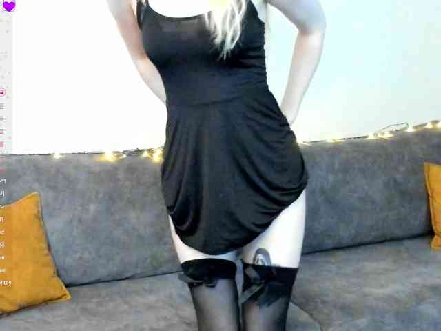 monica_mauer webcam