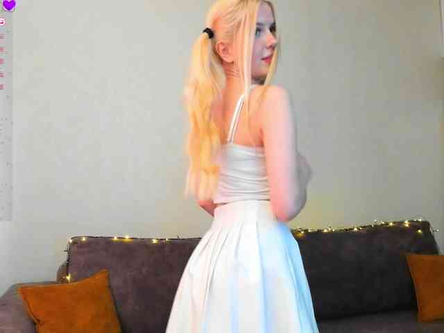 monica_mauer webcam