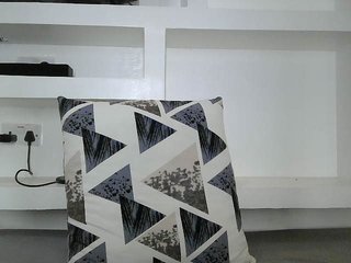 cutemona's Live Webcam