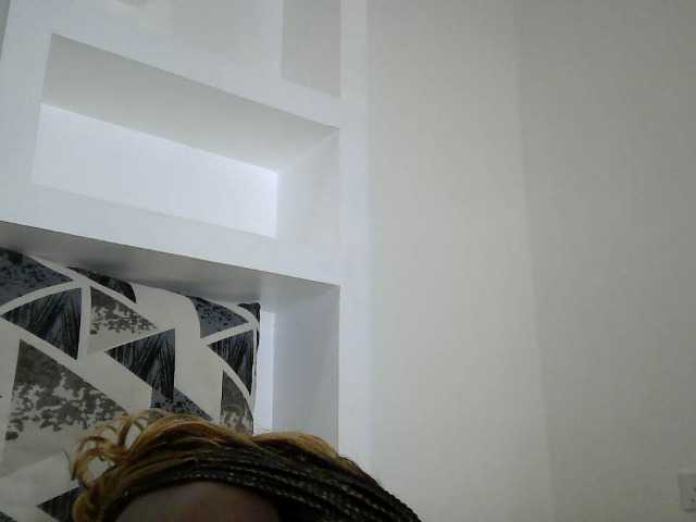 cutemona live cam on BongaCams