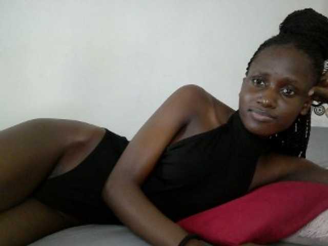 cutemona webcam