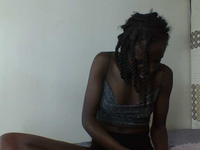 cutemona live cam on BongaCams
