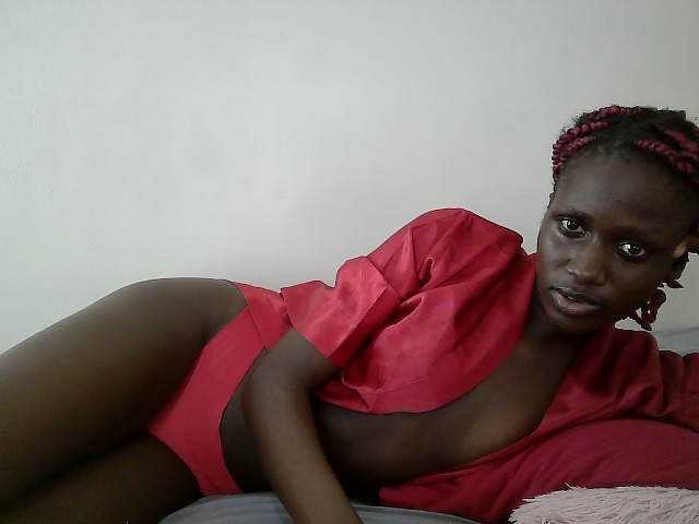 cutemona live webcam show