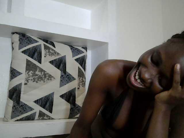 cutemona live cam on BongaCams
