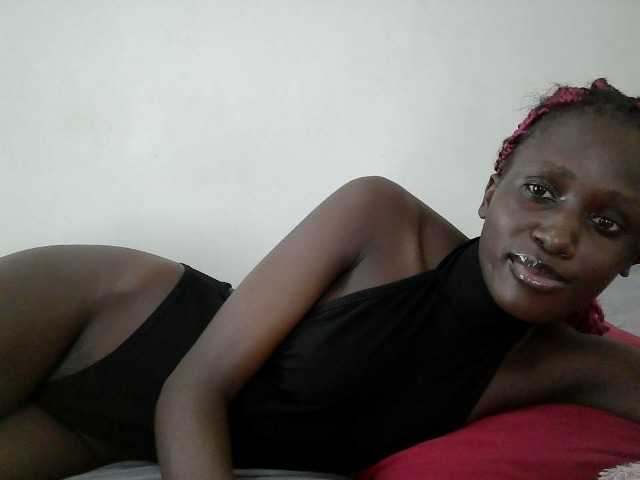 cutemona live webcam show