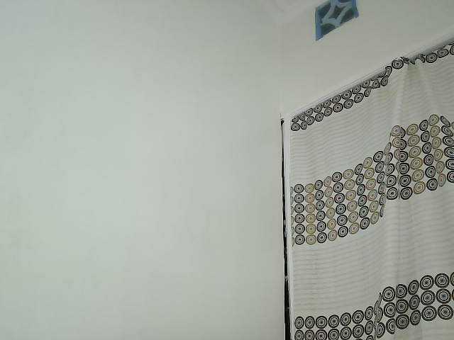 cutemona live cam on BongaCams