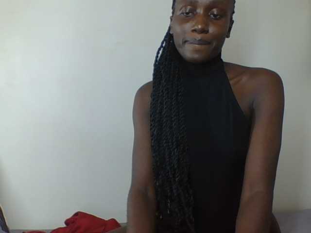 cutemona live cam on BongaCams