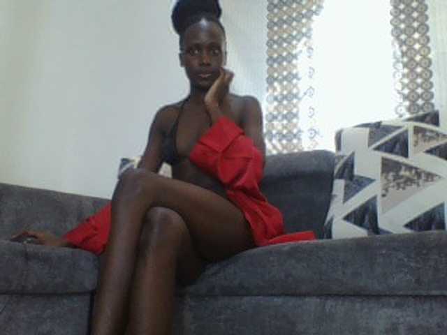 cutemona live cam on BongaCams
