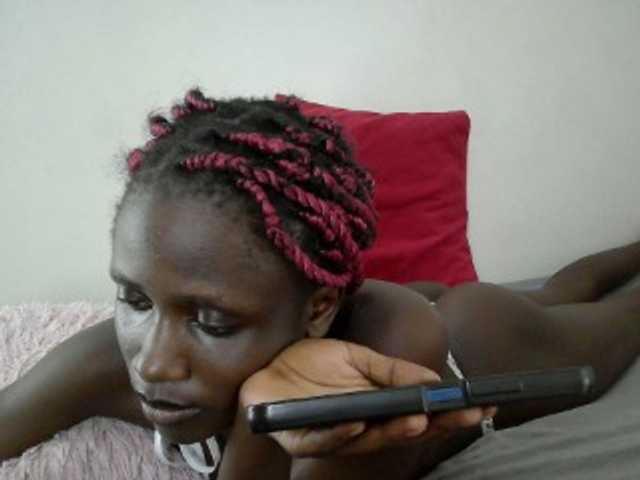 cutemona live webcam show