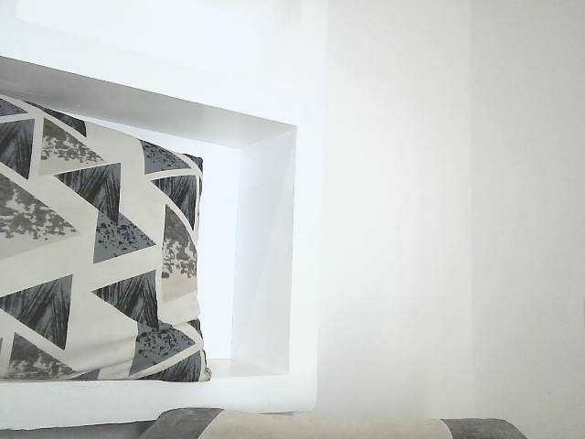 cutemona, en directo ahora en BongaCams