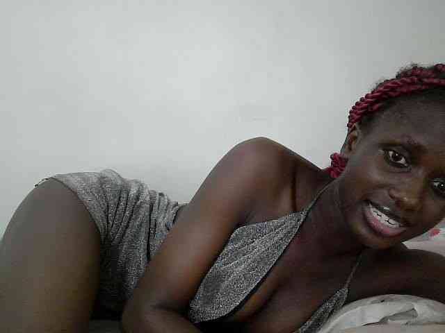 cutemona webcam