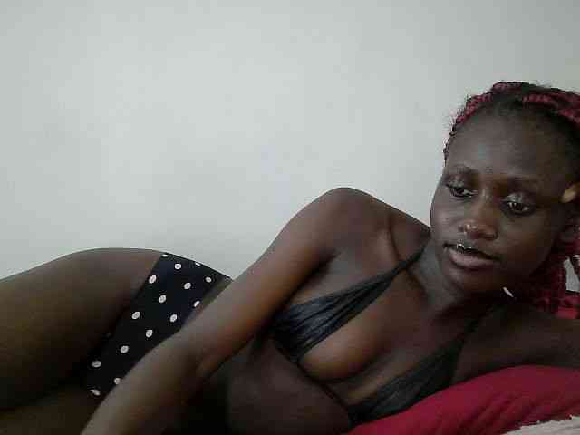 Modelo: cutemona