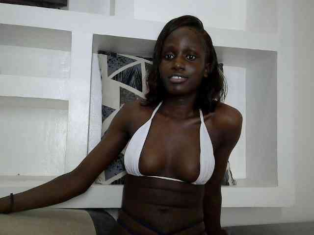 cutemona webcam