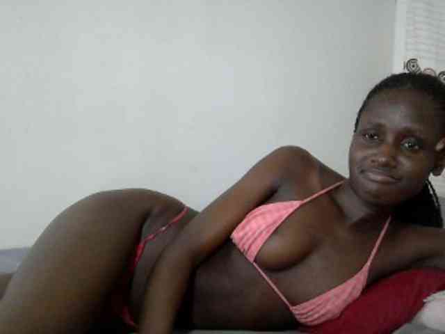 Modelo: cutemona